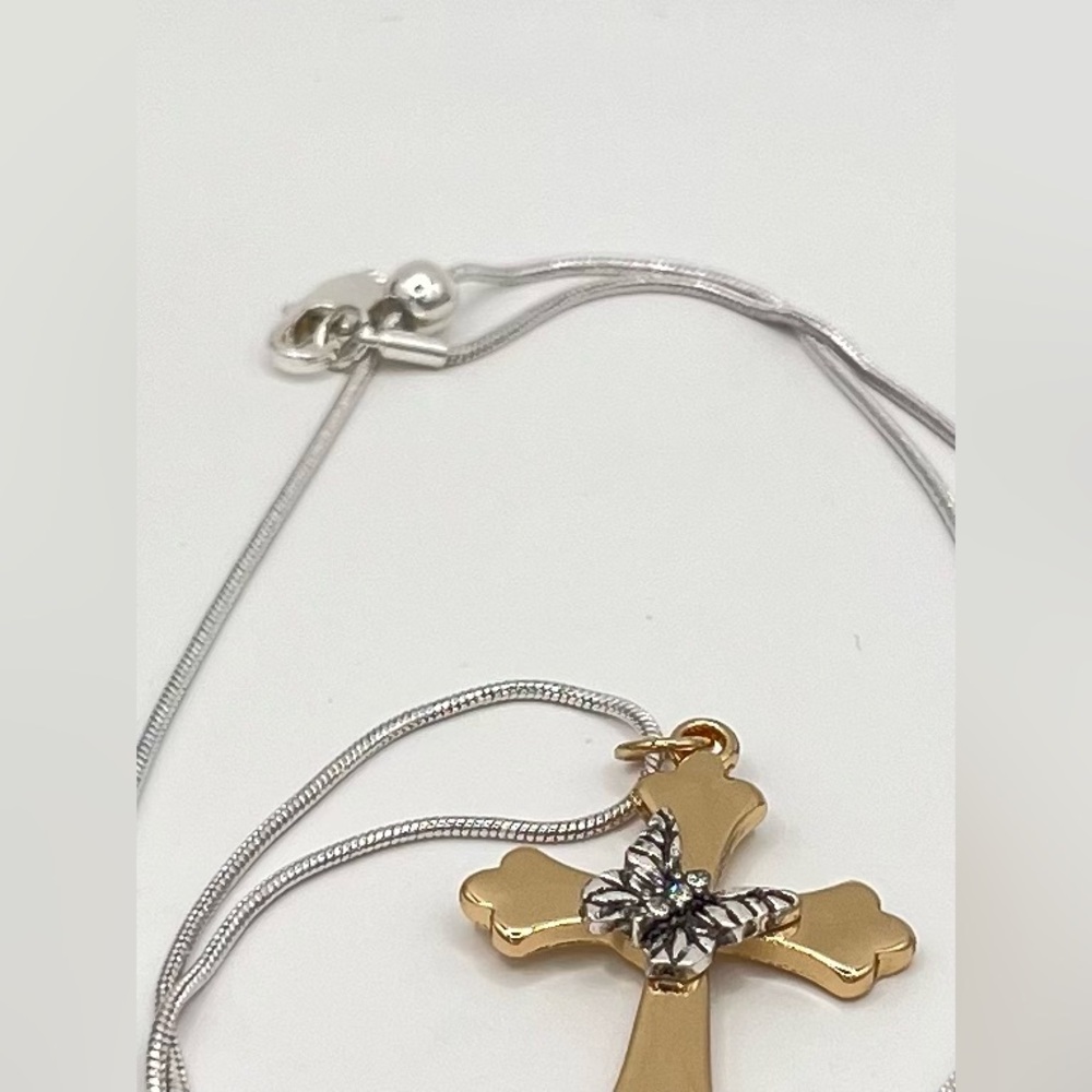 Elegant Gold and Silver Cross Pendant Necklace - Picture 4 of 5